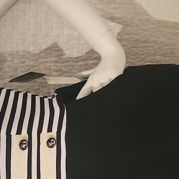 Sailor Style Dress with Pockets - Picture 2 of 13